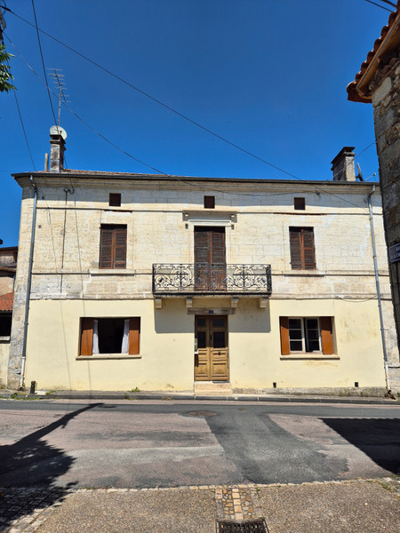 Maison à vendre à Agonac, Dordogne - 150.000 € - photo 1