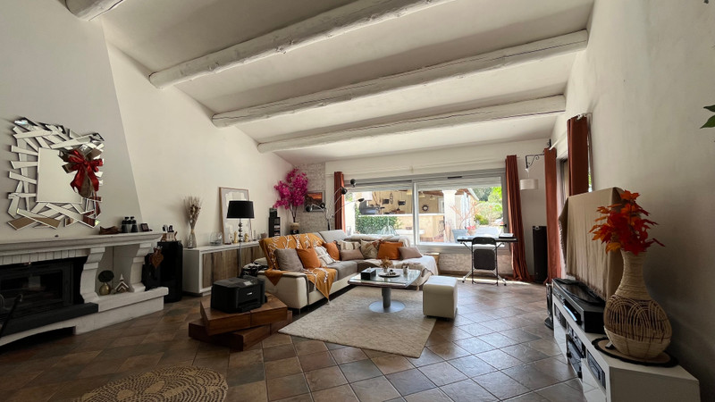 French property for sale in Cavaillon, Vaucluse - €1,245,000 - photo 1