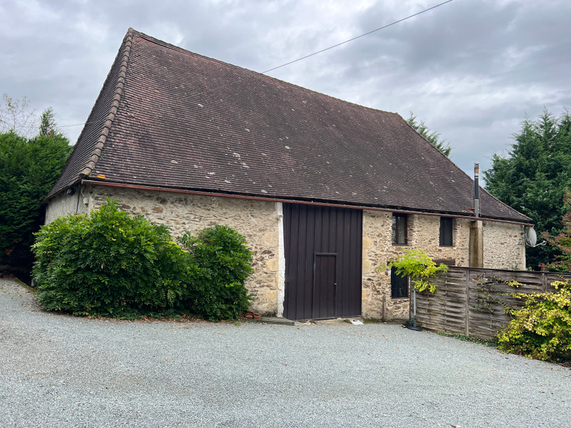 French property for sale in Nantheuil, Dordogne - €306,604 - photo 2
