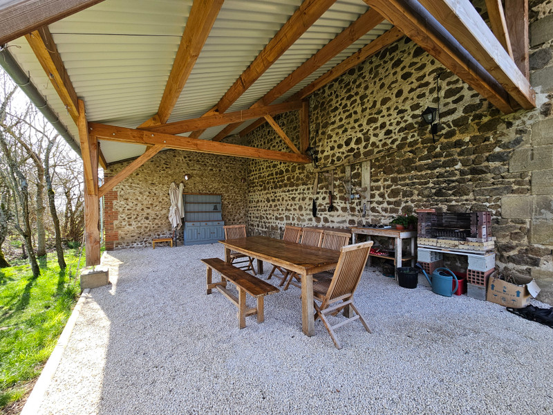French property for sale in Cressanges, Allier - €240,366 - photo 6