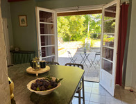 Maison à vendre à Brossac, Charente - 365.000 € - photo 2