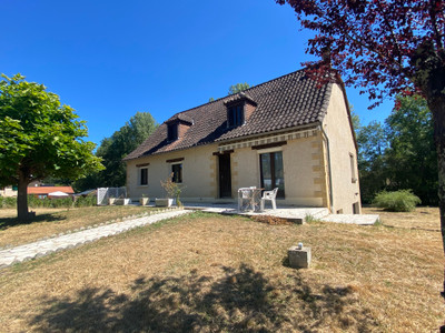 Maison à vendre à Saint-Médard-d'Excideuil, Dordogne, Aquitaine, avec Leggett Immobilier