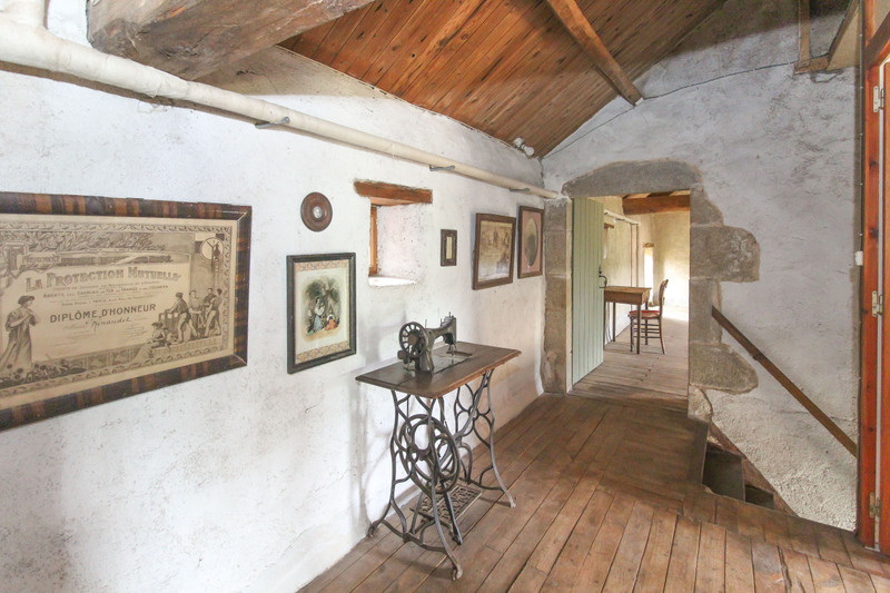 French property for sale in Chiché, Deux-Sèvres - €139,000 - photo 9