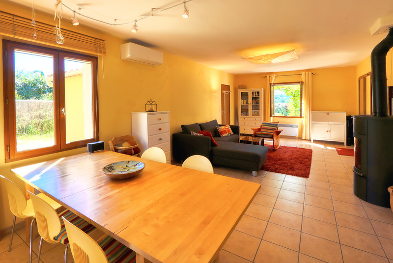 French property for sale in Gargas, Vaucluse - €395,000 - photo 4