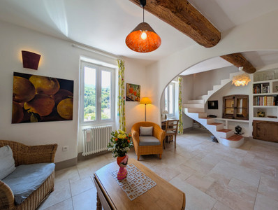 French property for sale in Nyons, Drôme - €400,000 - photo 2