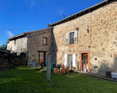Maison à vendre à Saint-Martial-sur-Isop, Haute-Vienne, Limousin, avec Leggett Immobilier