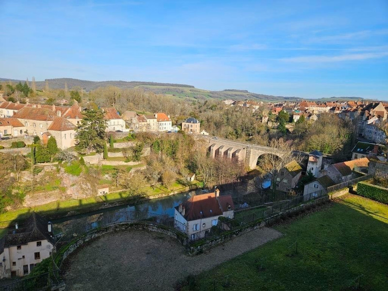 French property for sale in Semur-en-Auxois, Côte-d'Or - €135,000 - photo 2