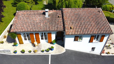 French property for sale in Montmoreau, Charente - €238,500 - photo 1