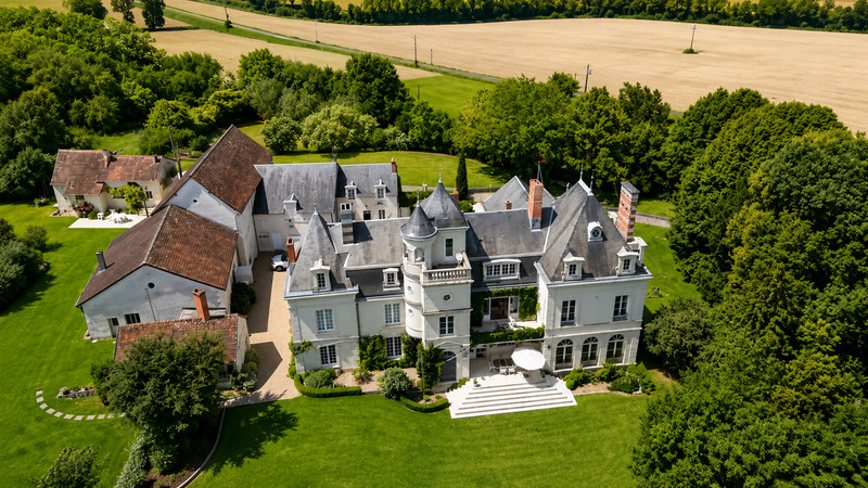chateau à vendre à Poitou-Charentes (Nouvelle Aquitaine)