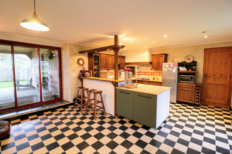 French property for sale in Goudelin, Côtes-d'Armor - €278,200 - photo 4