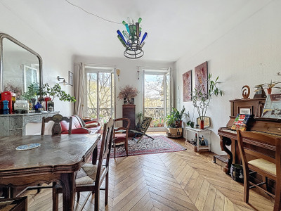 French property for sale in Paris, Paris - €720,000 - photo 4
