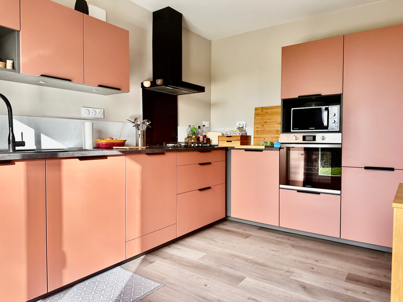 French property for sale in Guilliers, Morbihan - €195,810 - photo 4