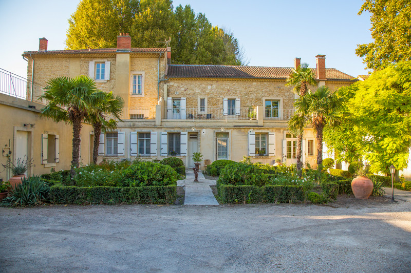 Maison à vendre à Orange, Vaucluse - 2 370 000 € - photo 1