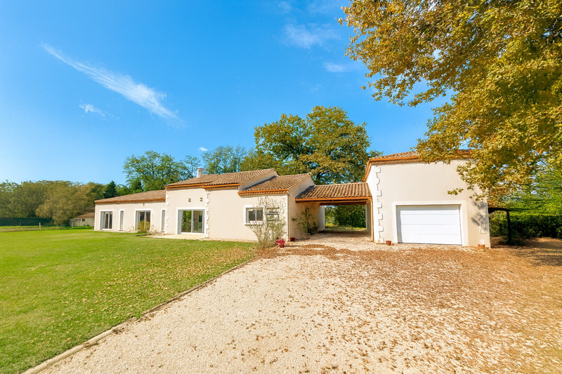 French property for sale in Cours-de-Pile, Dordogne - €599,000 - photo 0