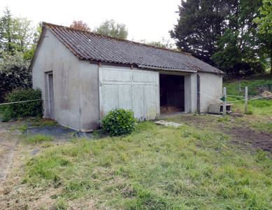 French property for sale in Lanloup, Côtes-d'Armor - €325,500 - photo 8