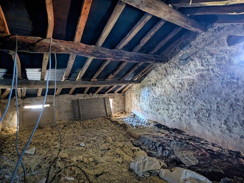 French property for sale in Saint-Amand-Magnazeix, Haute-Vienne - €60,000 - photo 5