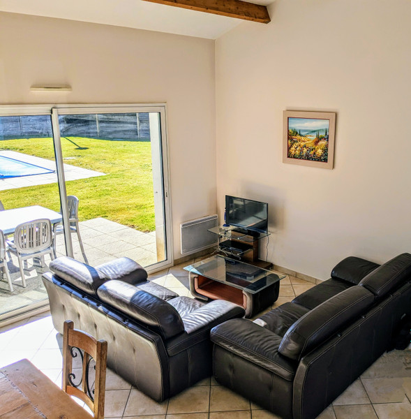 French property for sale in L'Aiguillon-sur-Vie, Vendée - €378,000 - photo 11