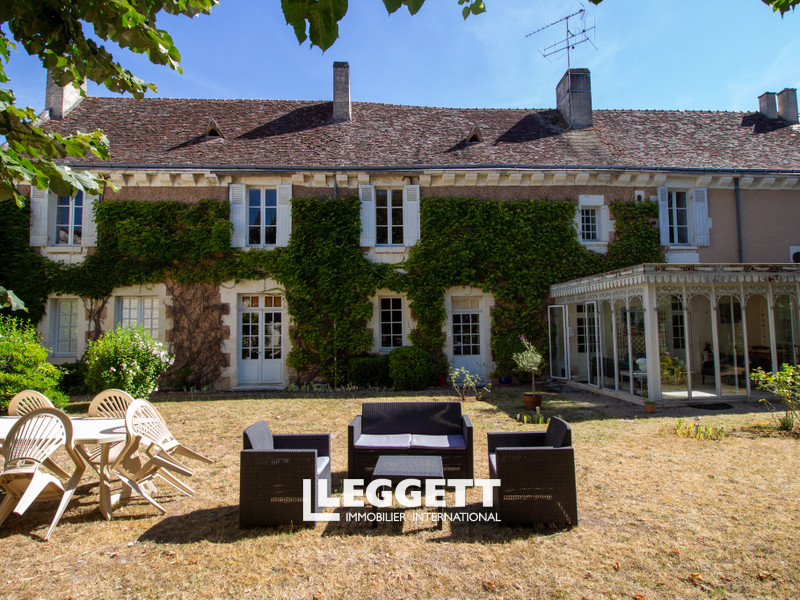 Maison 8 pièce(s), CHAMPIGNY-SUR-VEUDE