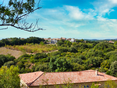 Terrain à vendre à Saint-Jean-de-Minervois, Hérault, Languedoc-Roussillon, avec Leggett Immobilier