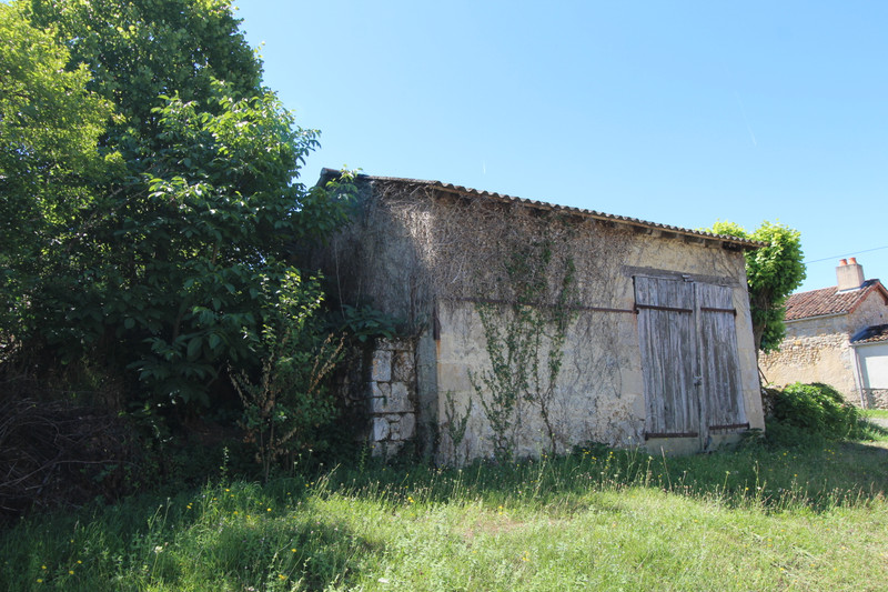 French property for sale in Lussac-les-Châteaux, Vienne - &#8364;22,000 - photo 6