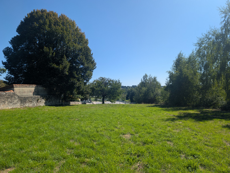 French property for sale in Châlus, Haute-Vienne - €29,900 - photo 2