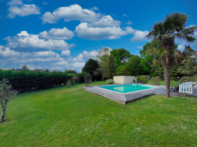 French property for sale in Mensignac, Dordogne - €275,600 - photo 2
