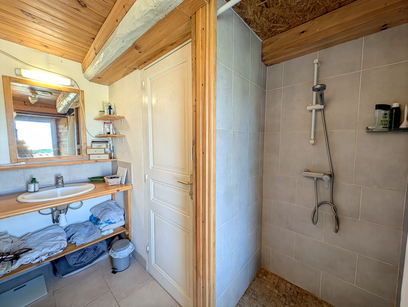 French property for sale in Condéon, Charente - €213,000 - photo 6