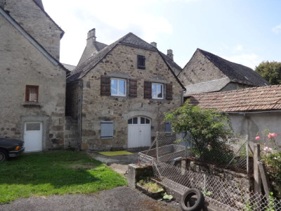French property for sale in Menet, Cantal - €235,400 - photo 2