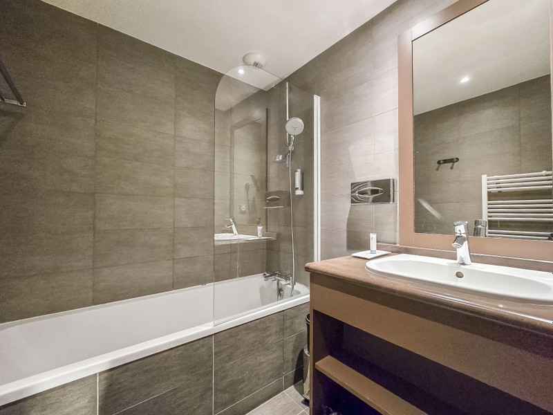 Ski property for sale in Saint Martin de Belleville - €277,000 - photo 8