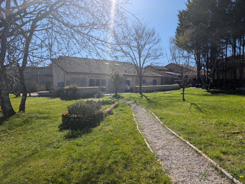 French property for sale in Condéon, Charente - €213,000 - photo 8