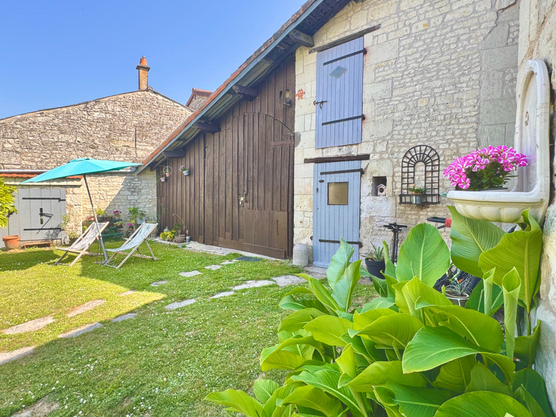 French property for sale in Prinçay, Vienne - €247,000 - photo 9
