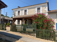 French property, houses and homes for sale in Chatenet Charente-Maritime Poitou_Charentes