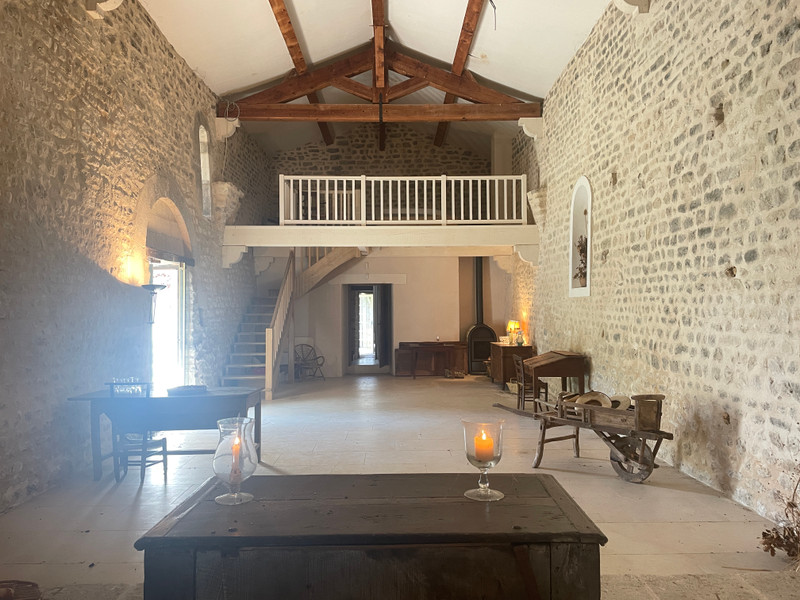 Maison à vendre à Villemus, Alpes-de-Haute-Provence - 425.000 € - photo 1