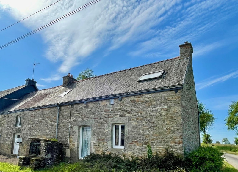 French property for sale in Cruguel, Morbihan - €110,000 - photo 2