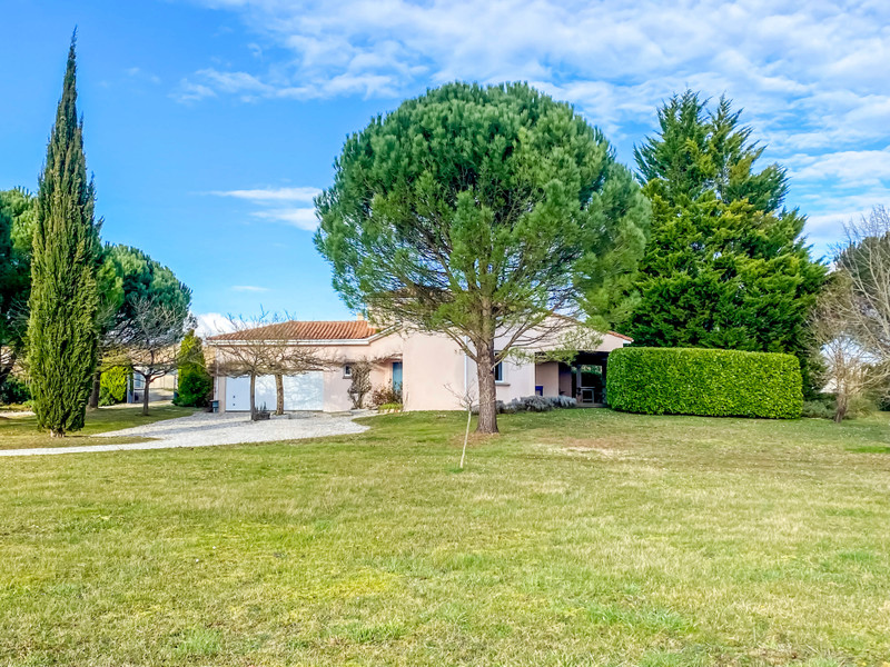French property for sale in Mansle, Charente - €360,400 - photo 1
