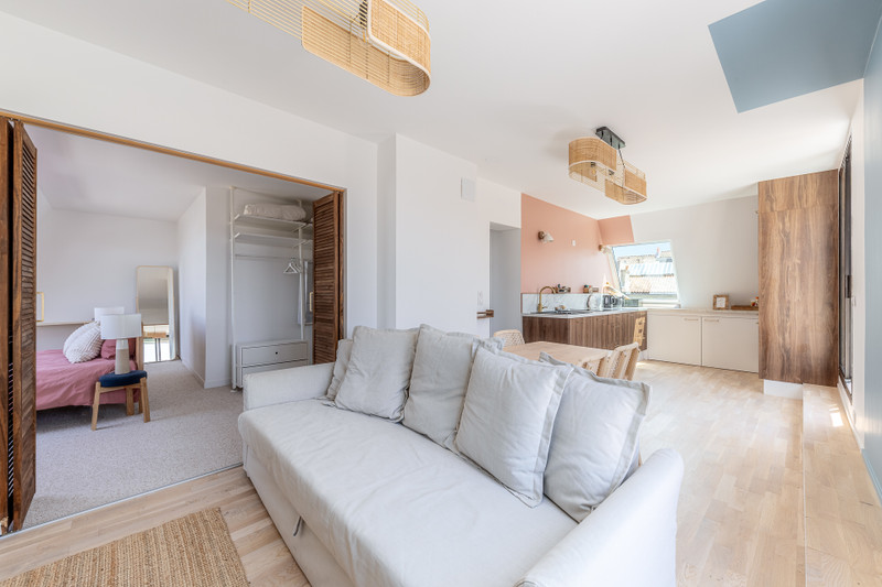 French property for sale in Bordeaux, Gironde - €450,000 - photo 3