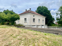 Propriété à vendre à Piégut-Pluviers, Dordogne - 141 700 € - photo n°1