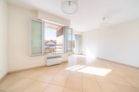 Propriété à vendre à Nice, Alpes-Maritimes - 620 000 € - photo n°4