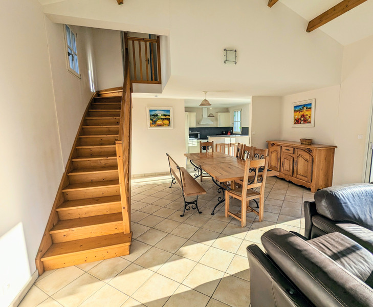 French property for sale in L'Aiguillon-sur-Vie, Vendée - €378,000 - photo 3