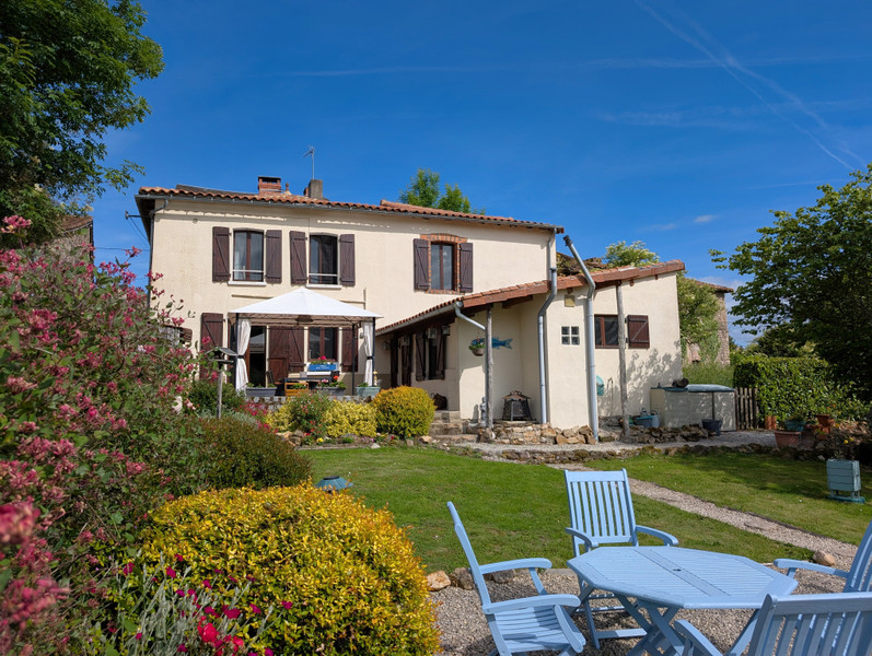Maison à vendre à Droux, Haute-Vienne - 136.250 € - photo 1