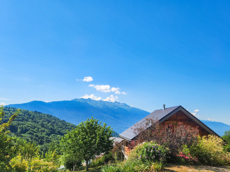 French property for sale in Allondaz, Savoie - €520,000 - photo 0