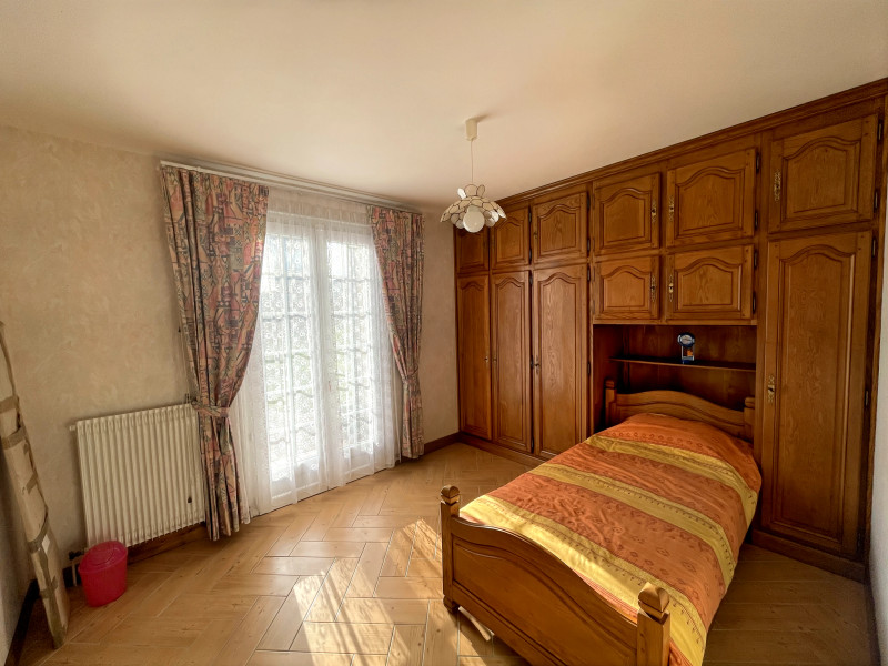 French property for sale in Hiersac, Charente - €239,600 - photo 4