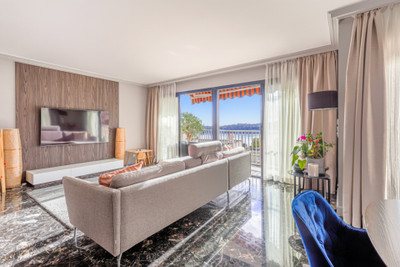 French property for sale in Villefranche-sur-Mer, Alpes-Maritimes - €1,060,000 - photo 1