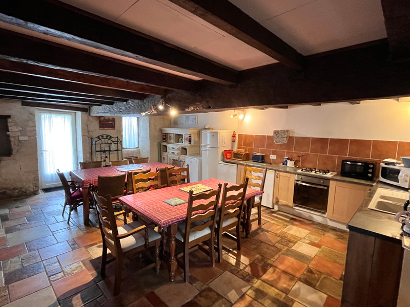 French property for sale in Pommiers-Moulons, Charente-Maritime - €449,440 - photo 4