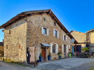 Maison à vendre à Sainte-Marie-de-Vaux, Haute-Vienne, Limousin, avec Leggett Immobilier