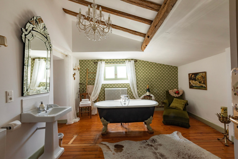French property for sale in Condom, Gers - €535,000 - photo 5