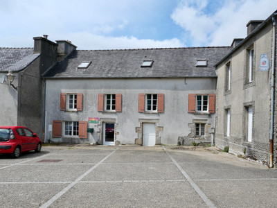 Maison à vendre à La Feuillée, Finistère, Bretagne, avec Leggett Immobilier