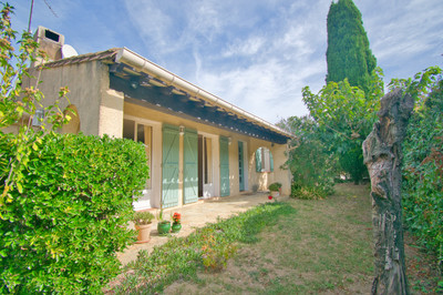 Maison à vendre à Pezens, Aude, Languedoc-Roussillon, avec Leggett Immobilier