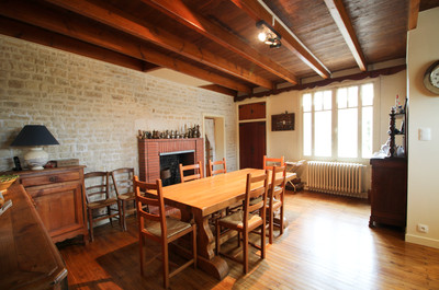 French property for sale in Villiers-Couture, Charente-Maritime - €187,000 - photo 3