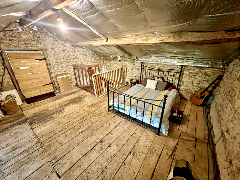 French property for sale in Bussière-Badil, Dordogne - €79,000 - photo 7